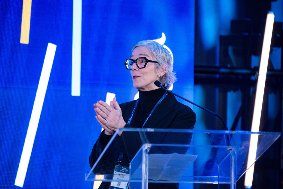 Dr. Elizabeth Douville